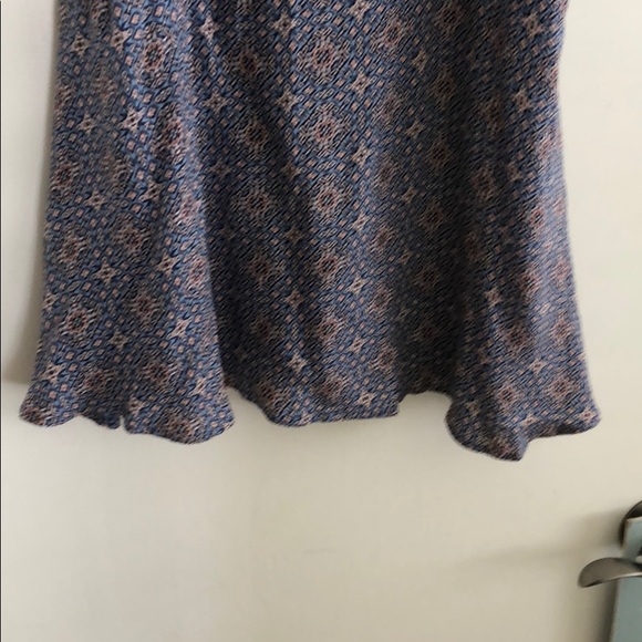 Flowy tank top in beautiful print - Picture 4 of 10